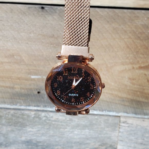 Starry Sky Watch - Beige, Black Sparkle Face, Large Number Time Marker - Picture 8 of 11